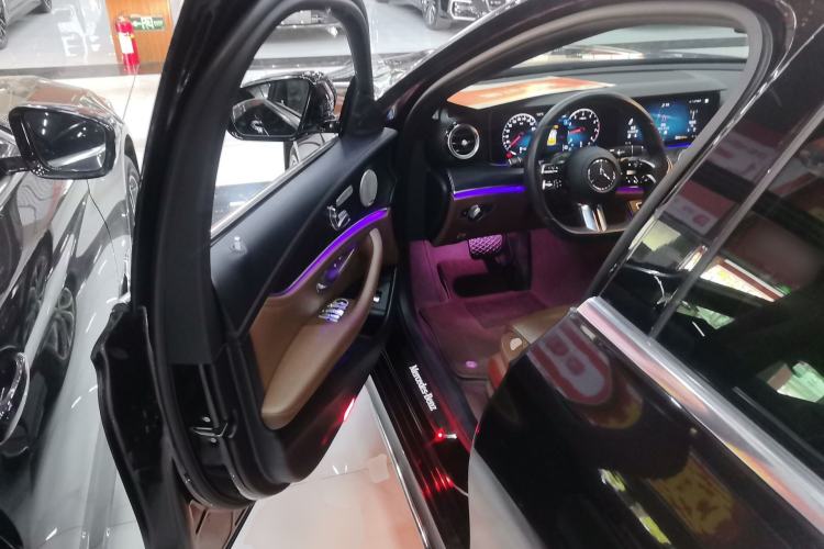 Used Mercedes-Benz E-Class 2022 Revised E 300 L Sport Luxury Edition Driver Seat