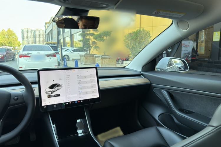 Used Tesla Model 3 2019 Standard Range Rear-Drive Upgraded Version Interior 6