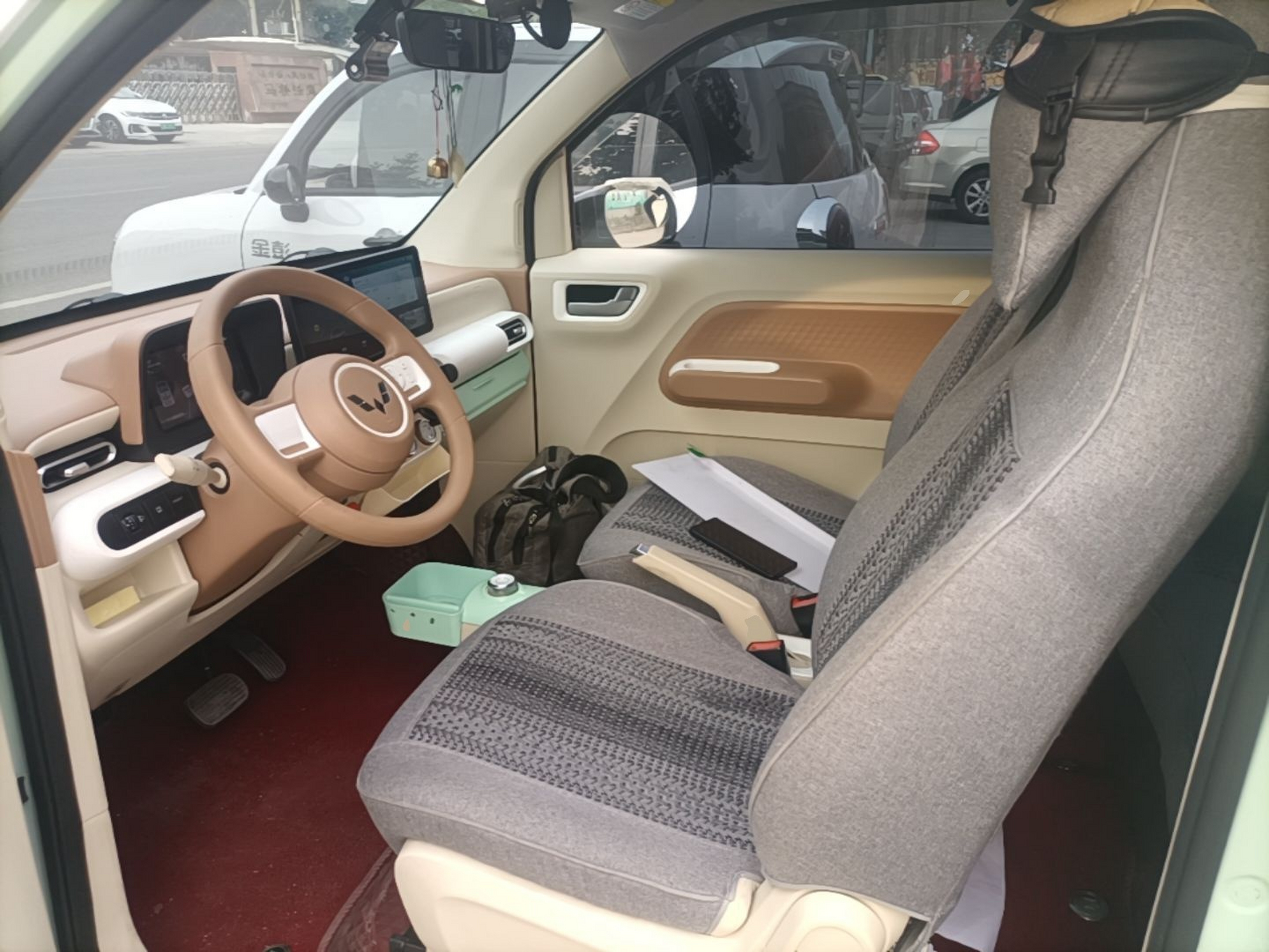 Interior delantero