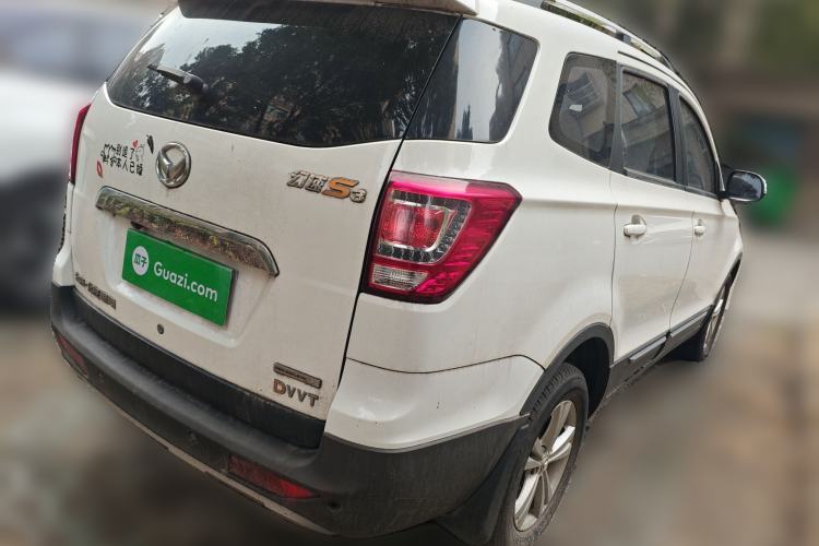 Used HYOSOW S3 2016 1.5L Manual Comfort Version China IV Emission Standard Rear Right 45 Deg