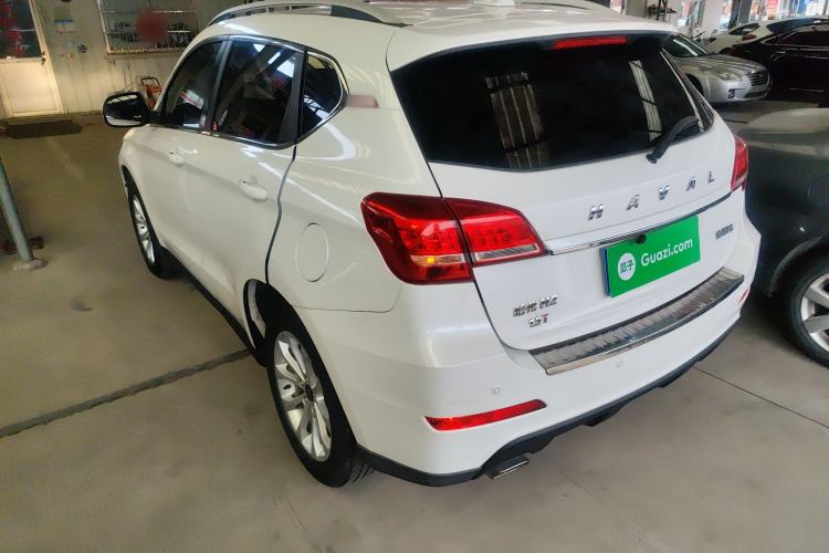 Used Haval H2 2017 Red-Label 1.5T Manual Two-Wheel Drive Comfort Model

