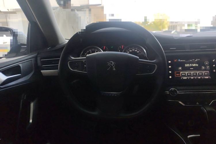 Used Peugeot 408 2014 1.6T Automatic Supreme Edition Steering Wheel
