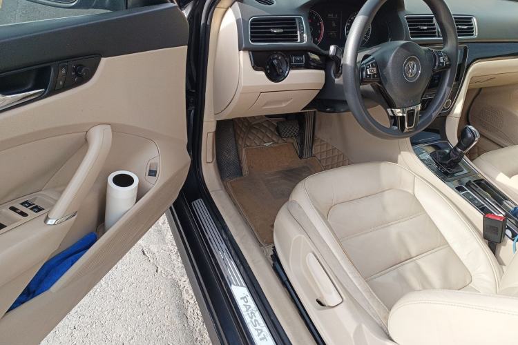 Used Volkswagen Passat 2013 1.8TSI DSG Government Procurement Edition Driver Seat