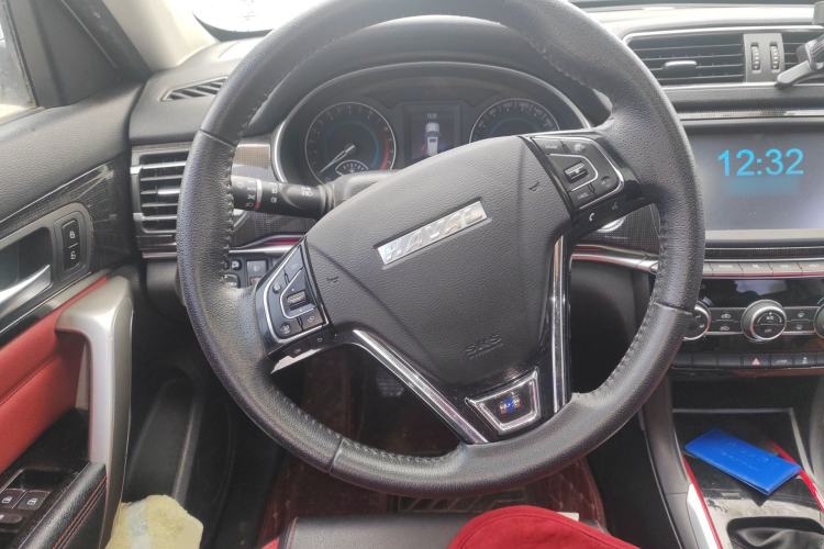 Used Haval H2 2017 Blue Label 1.5T Manual Two-Wheel Drive Luxury Model Steering Wheel