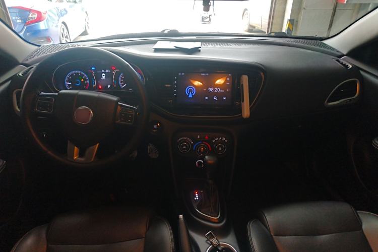 Used Fiat Ottimo 2014 1.4T Automatic Comfort Edition Center Console