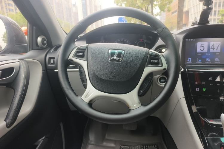 Used Luxgen Great 7 SUV 2014 2.2T Two-Wheel-Drive Smart Version
