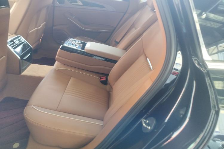 Used Hongqi H9 2022 2.0T Smart Connect Flagship Edition
