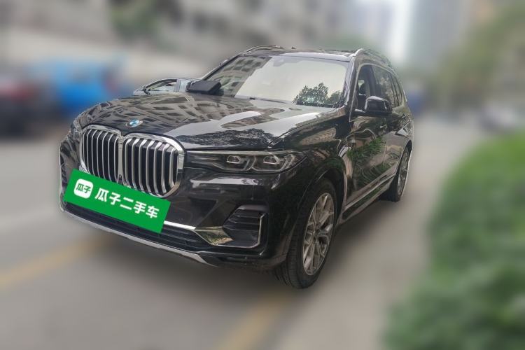 Used BMW X7 2019 xDrive40i Luxury Package with Leading Features