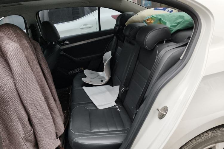 Used Volkswagen Lavida 2017 1.6L Automatic Comfort Edition