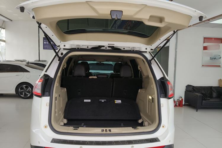 Used Ford Edge 2016 EcoBoost 245 Two-Wheel-Drive Titanium 5-Seater