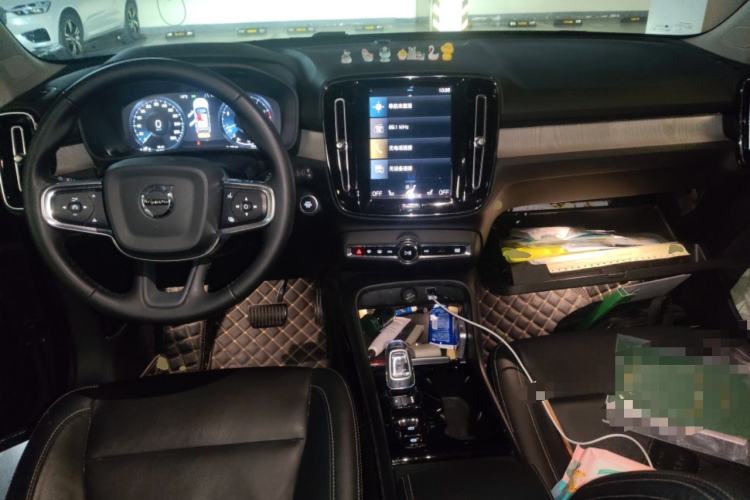 Used Volvo XC40 2022 T4 Four-Wheel Drive Smart & Luxurious Edition
