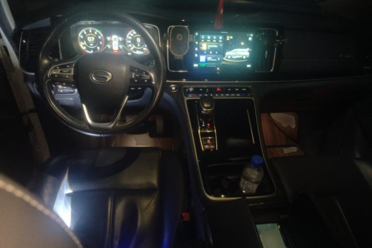 Used GAC Trumpchi M8 2021 Lingxiu Series 390T Ultimate Edition Center Console