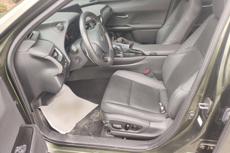 Used Lexus UX New Energy 2020 300e Pure·Joy Edition Left Front Seat