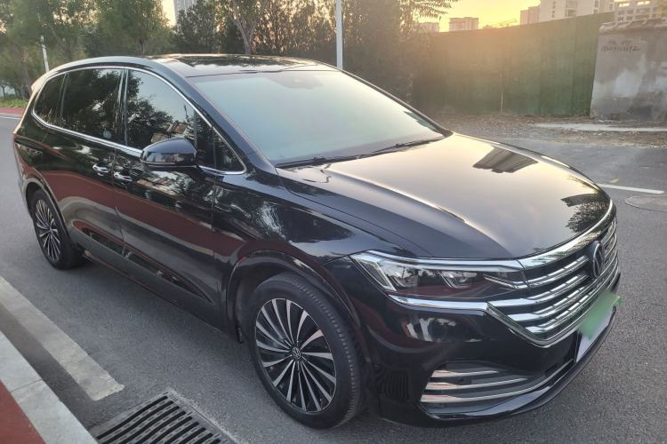 Used Volkswagen Viloran 2022 380TSI Prestige Edition Exterior 3