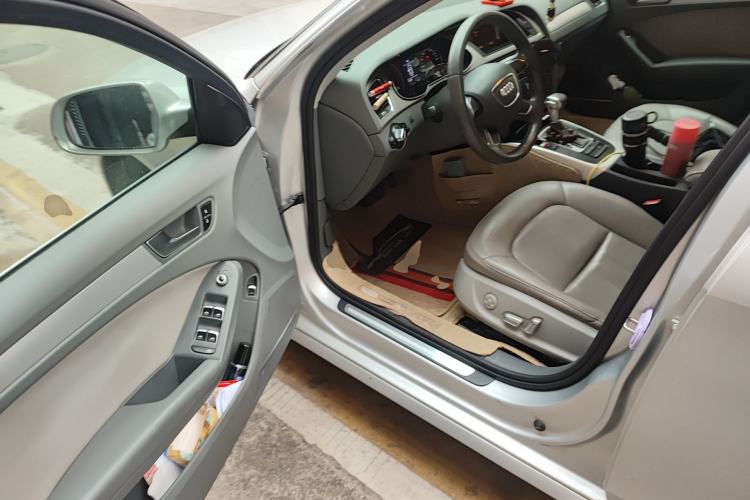 Used Audi A4L 2015 30 TFSI Automatic Comfort Model Driver Seat