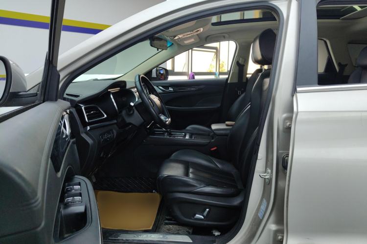 Used JETOUR X90 2019 1.6T DCT Luxury Travel Edition 6 Seats China VI Standard

