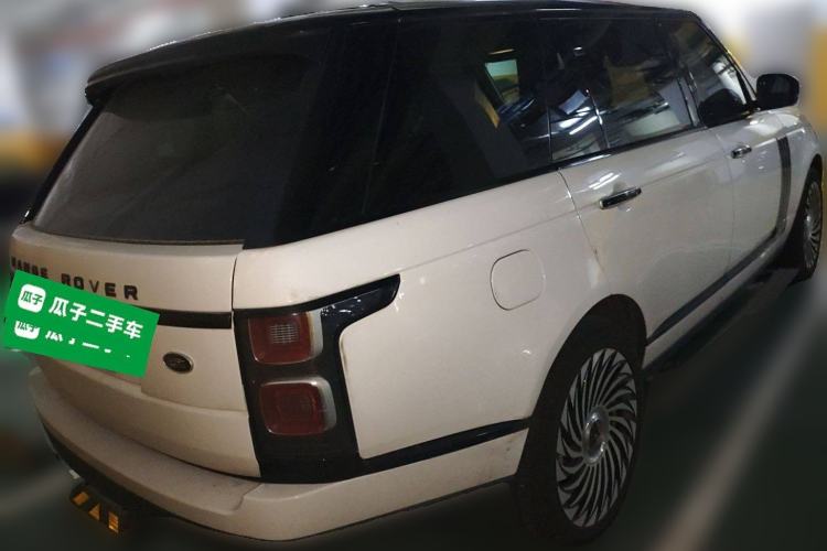 Used Land Rover Range 2021 3.0 L6 Century Extended Classic Edition