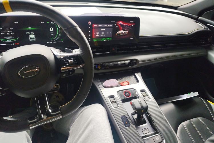 Used GAC Trumpchi EMPOW 2023 270T DCT J16 Version Center Console