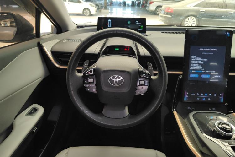 Used Toyota bZ3 2024 517 km Elite PRO Steering Wheel