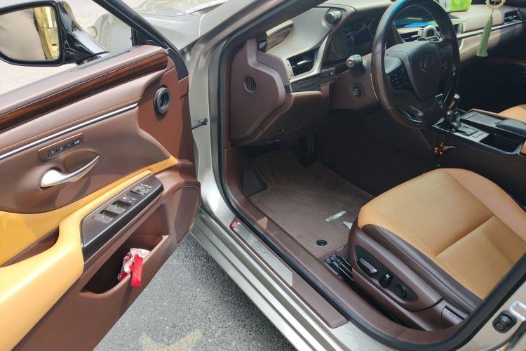 Used Lexus ES 2018 200 Excellence Edition China V Standard