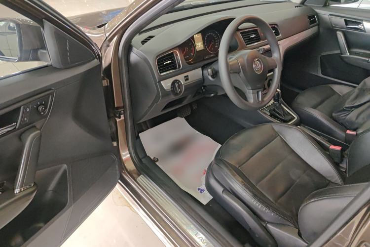 Used Volkswagen Gran Lavida 2013 1.6L Automatic Comfort Model
