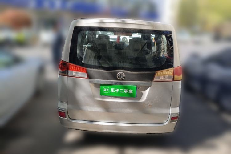 Used Dongfeng Shuaike 2013 Revised Version 1.5L Manual Standard Edition 7 Seats China V Emission Standard
