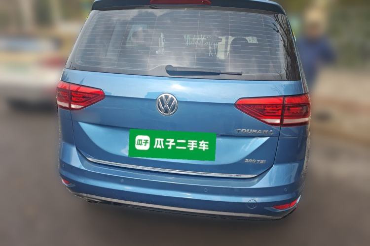 Used Volkswagen Touran 2018 Volkswagen Touran L 280TSI DSG Luxury Edition 7 Seats Rear