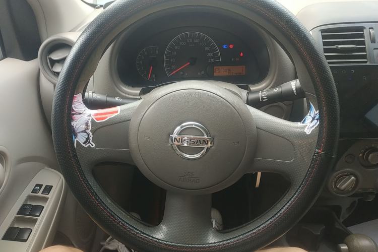 Used Nissan Sunny 2011 1.5XE CVT Comfort Edition Steering Wheel