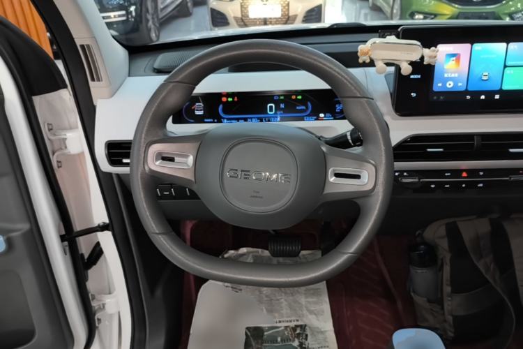 Used Geely Galaxy Panda 2023 Panda Mini 200km Endurance Bear