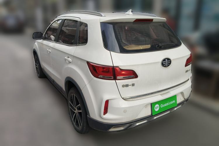 Used Bestune X40 2017 1.6L Automatic Luxury Model
