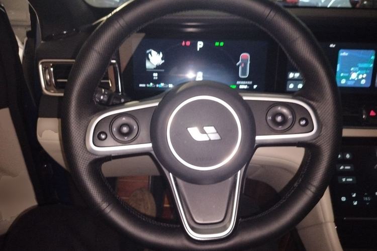 Used Li Auto ONE 2020 Extended-Range 6-Seater Version Steering Wheel