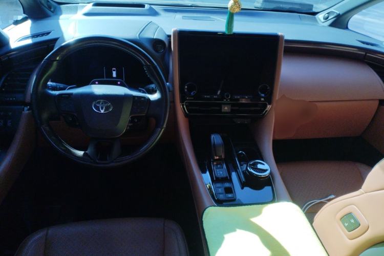 Used Toyota Alphard 2024 Dual-Engine 2.5L Prestige Edition Center Console