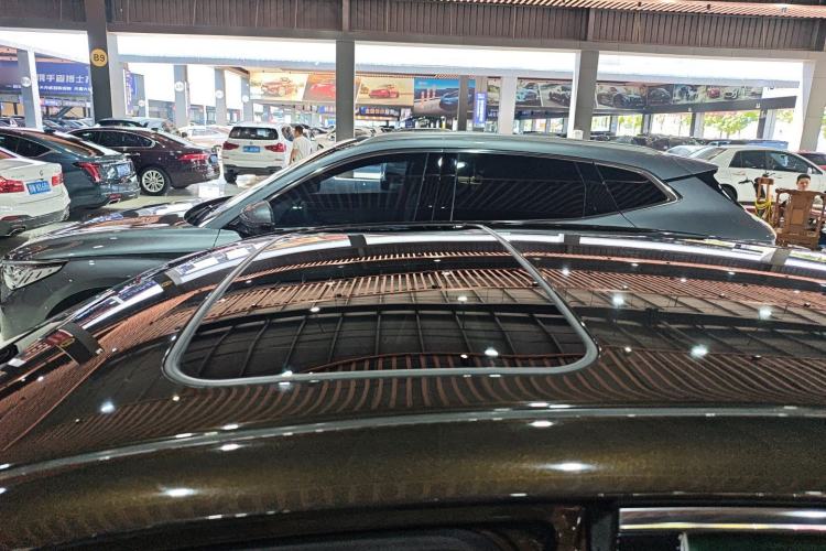 Used Toyota Crown 2015 2.0T Fashion Edition
