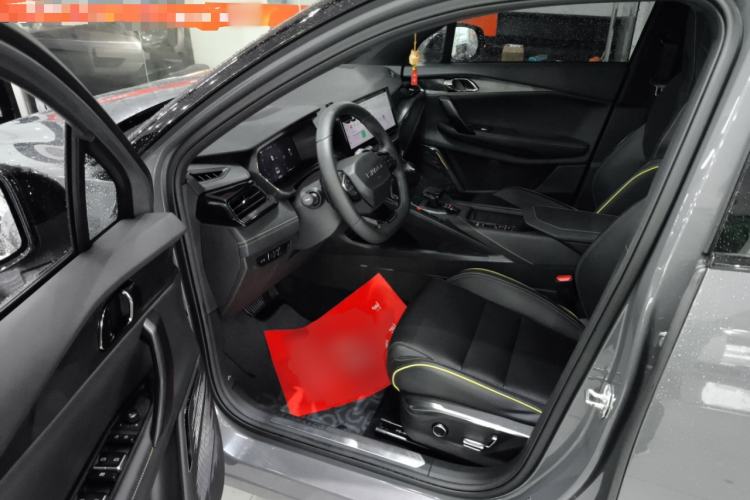 Used Lynk & Co 06 2023 Remix 1.5T Dynamic Halo