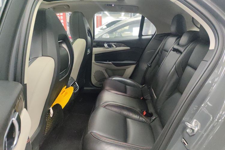 Used Lynk & Co 02 2019 High-Energy Edition 2.0T Automatic Two-Wheel Drive Zhaoban Model China VI Standard Left Rear Seat