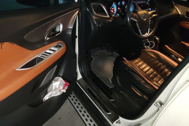 Used Buick Encore 2014 1.4T Automatic Two-Wheel Drive Urban Elite Model Driver Seat