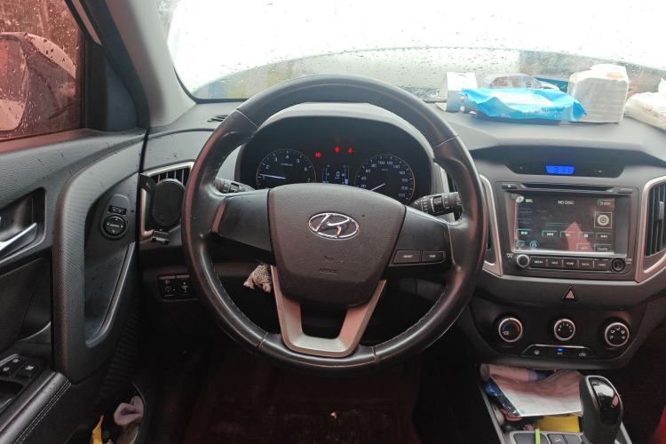 Used Hyundai ix25 2015 1.6L Automatic Two-Wheel Drive Smart GLS Trim Steering Wheel