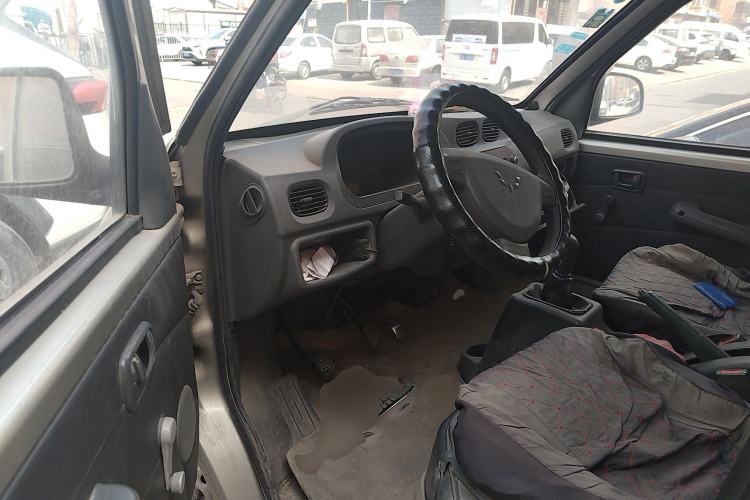 Used Wuling Zhiguang 2013 1.0L Practical Version
