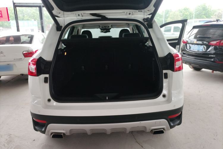 Used Haval H7 2016 Blue-Label H7 2.0T Automatic Luxury Model Trunk