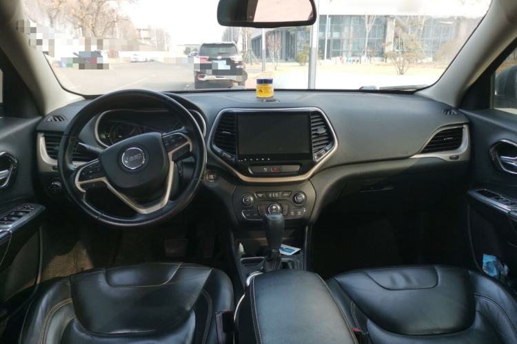 Used Jeep Cherokee 2016 2.4L Leading Edition