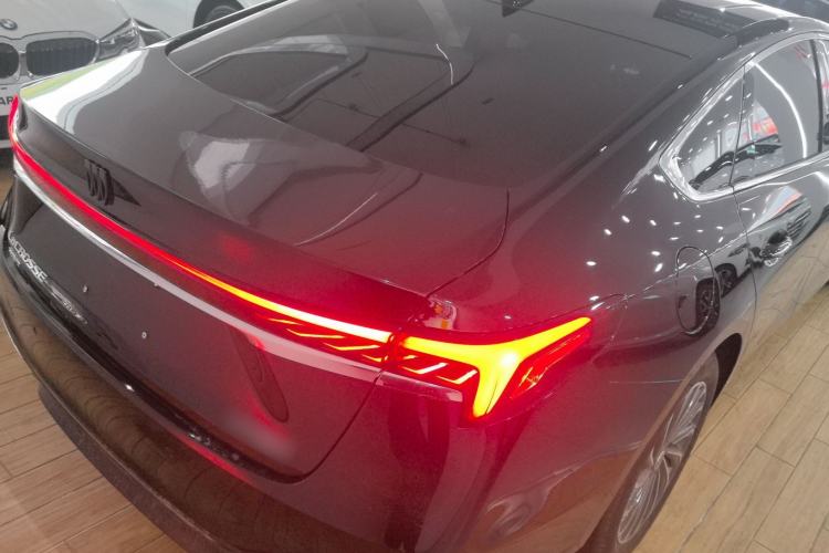 Used Buick LaCrosse 2026 Model 28T Platinum Edition
