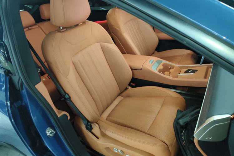 Used ONVO L60 2024 60 kWh All-Wheel Drive