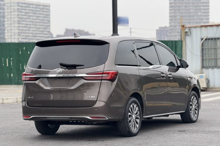 Used Buick GL8 2023 Facelifted Land Cruiser Executive Luxury Version
