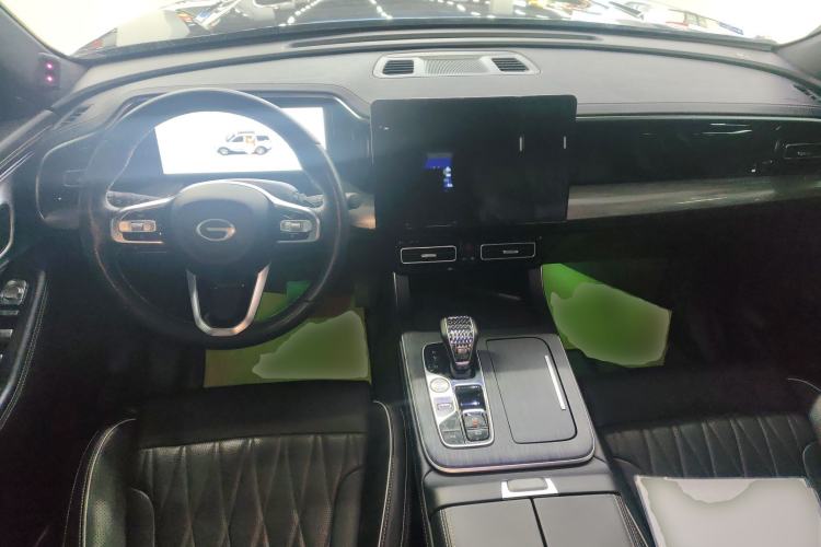 Used GAC Trumpchi GS8 2024 Linghang Series 2.0 TGDI Two-Wheel Drive Luxury Smart Connectivity Version
