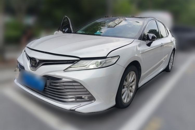 Used Toyota Camry 2019 2.0G Luxury Edition China VI Standard