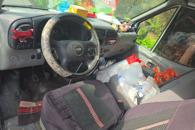 Used Ford Classic Transit 2013 2.8T Diesel Logistics Model with Short Wheelbase and Mid-Roof JX493ZLQ4
