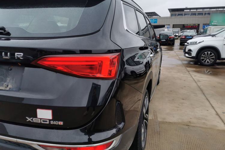 Used JETOUR X90 2019 1.5T Manual Smart Enjoyment Version 6 Seats China VI Standard
