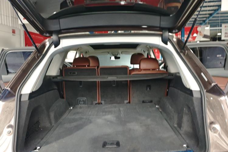 Used Audi Q7 2016 45 TFSI Technology Edition Trunk