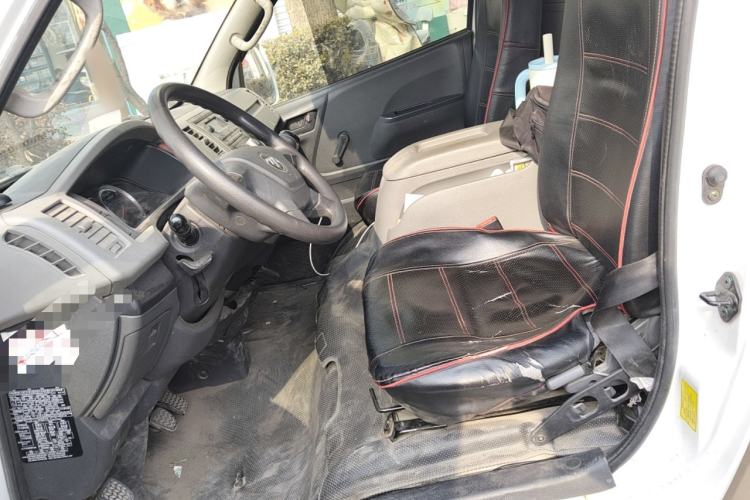 Used Foton Scenic G7 2017 2.0L Short-Wheelbase Commercial Van High-Roof 2-Seater 4Q20M