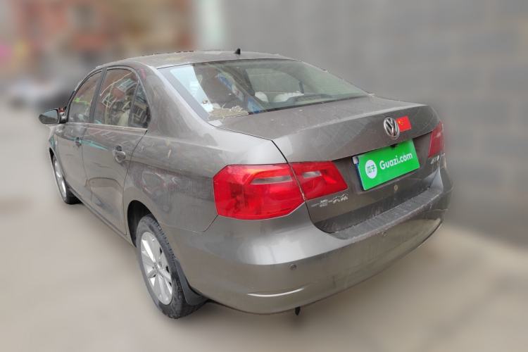 Used Volkswagen Jetta 2013 1.4L Manual Comfort Model
